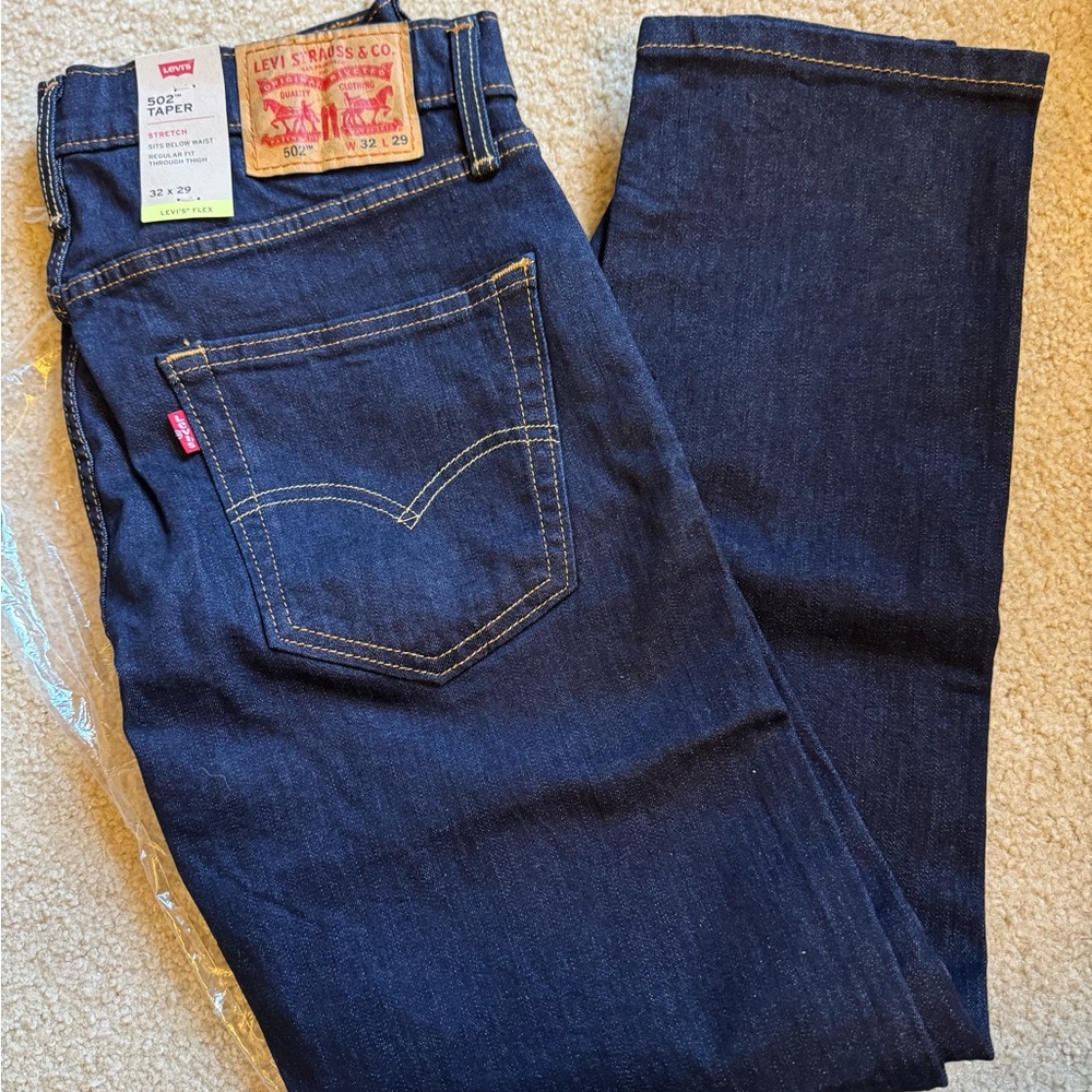 NWT LEVI’S 502 TAPER FIT MEN'S JEANS 32x29